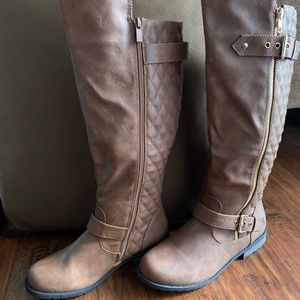 Dark Tan Women Boots